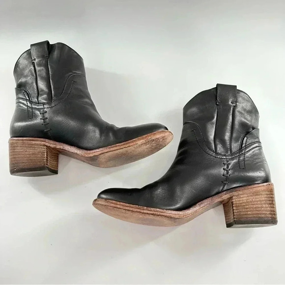 Alberto Fermani womens ankle booties size 37 black leather boots